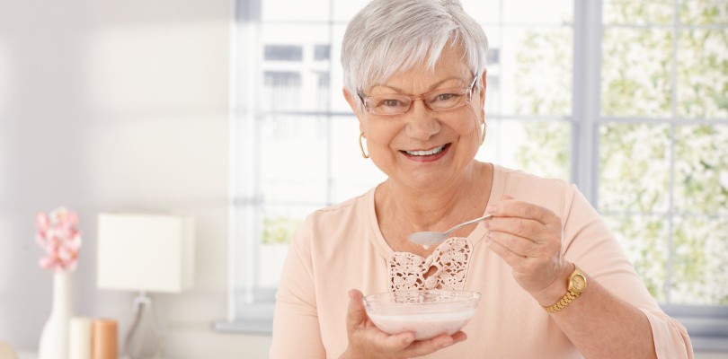 8 Best Snacks for Active Older Adults